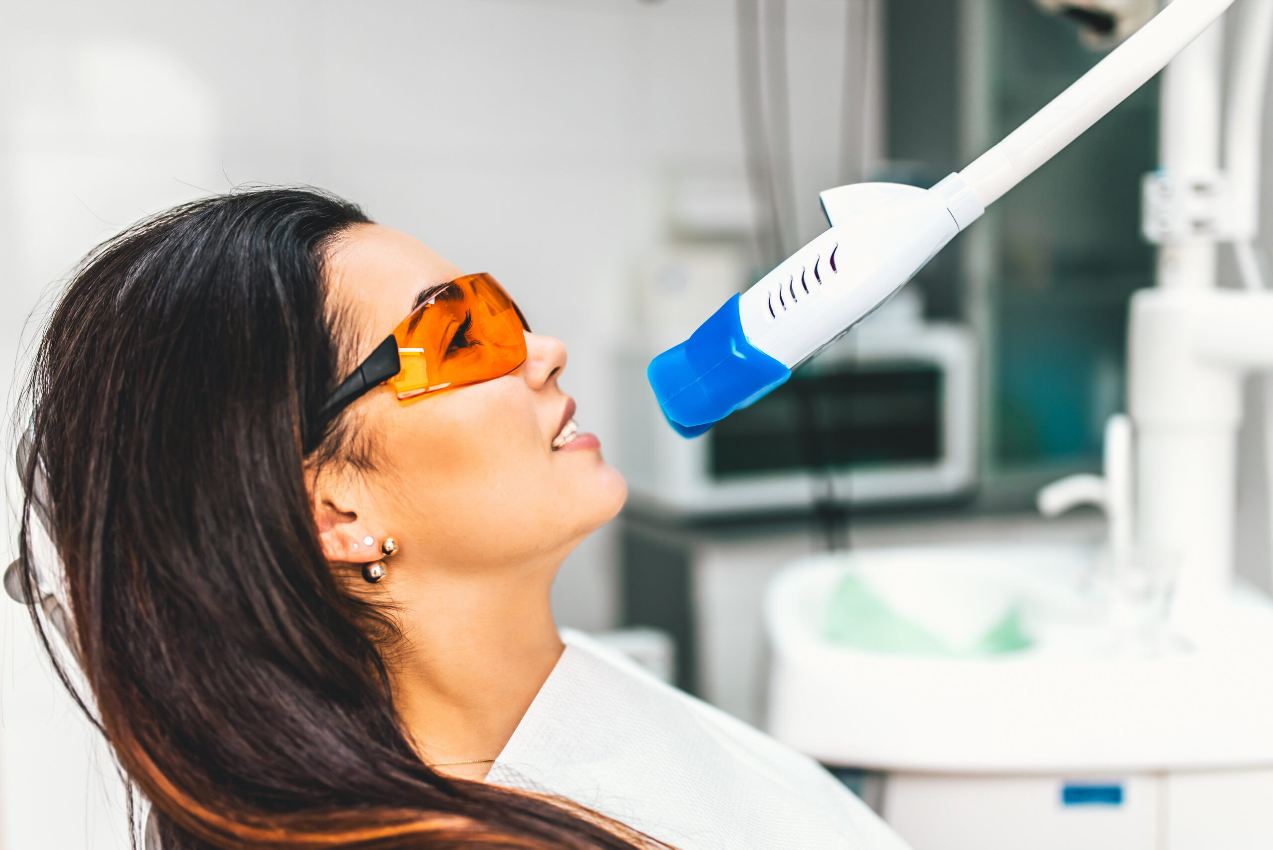 Teeth Whitening For Sensitive Teeth Dentist in Kingston, London