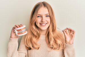 invisible braces vs traditional braces