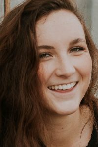 How To Get Your Teeth Straight Without Braces