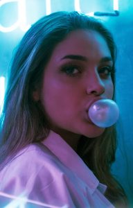 Sugar-free gum could help stop cavities developing