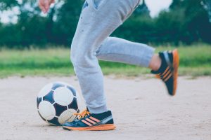Pitchside dental treatment for Lionel Messi