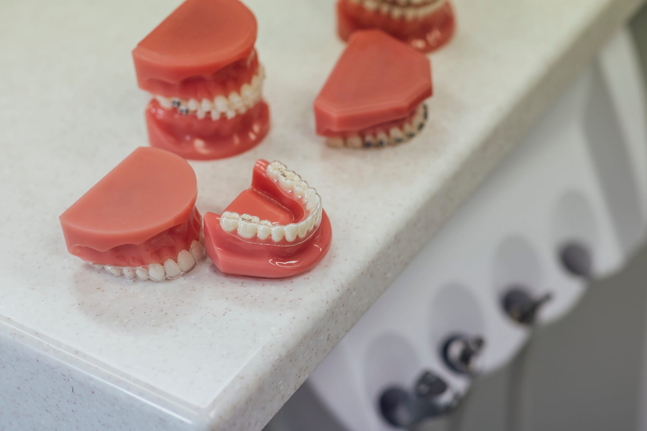 Unlocking your best smile: The power of fixed braces in Kingston Vale