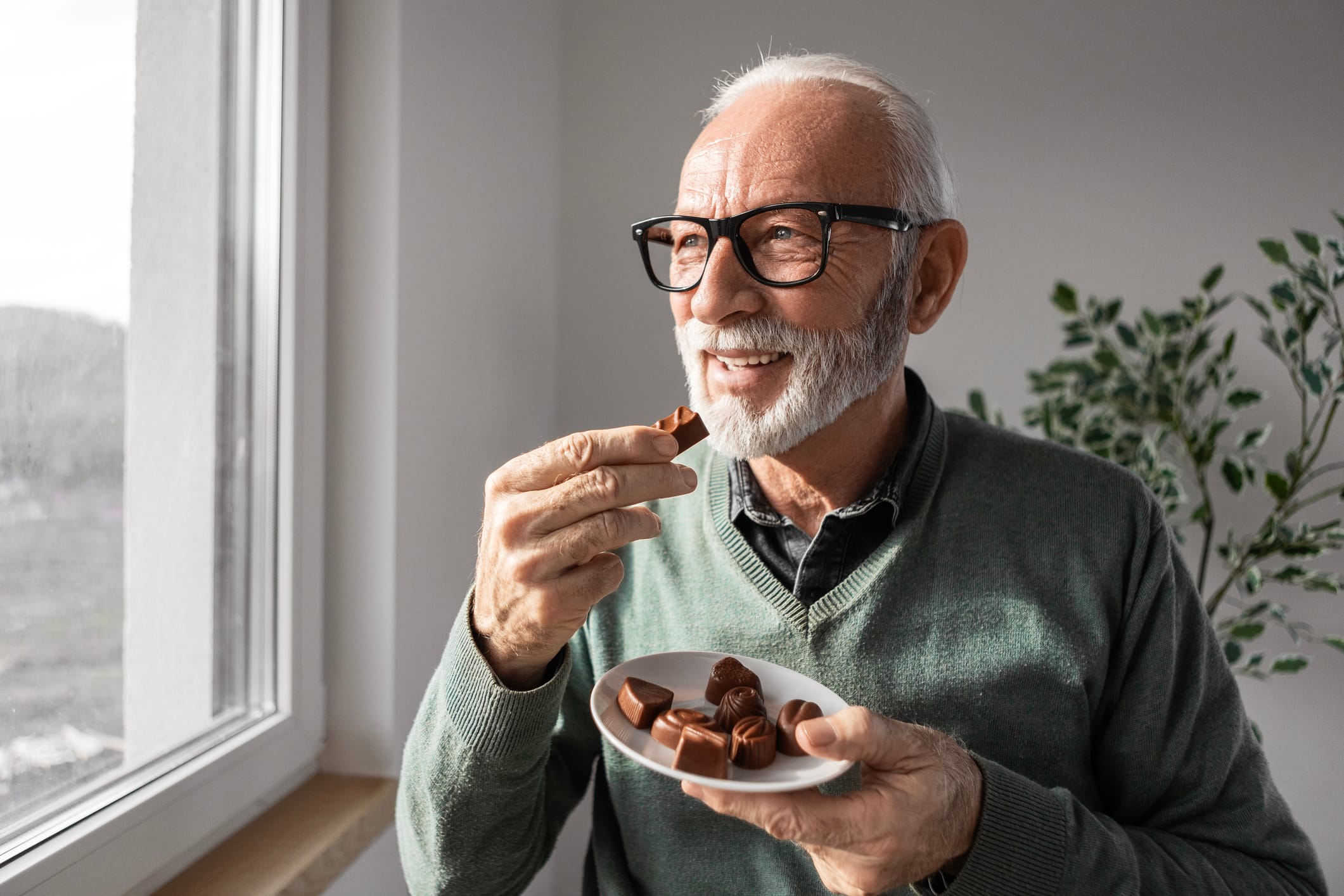 A complete guide to dentures: Costs, types, and care
