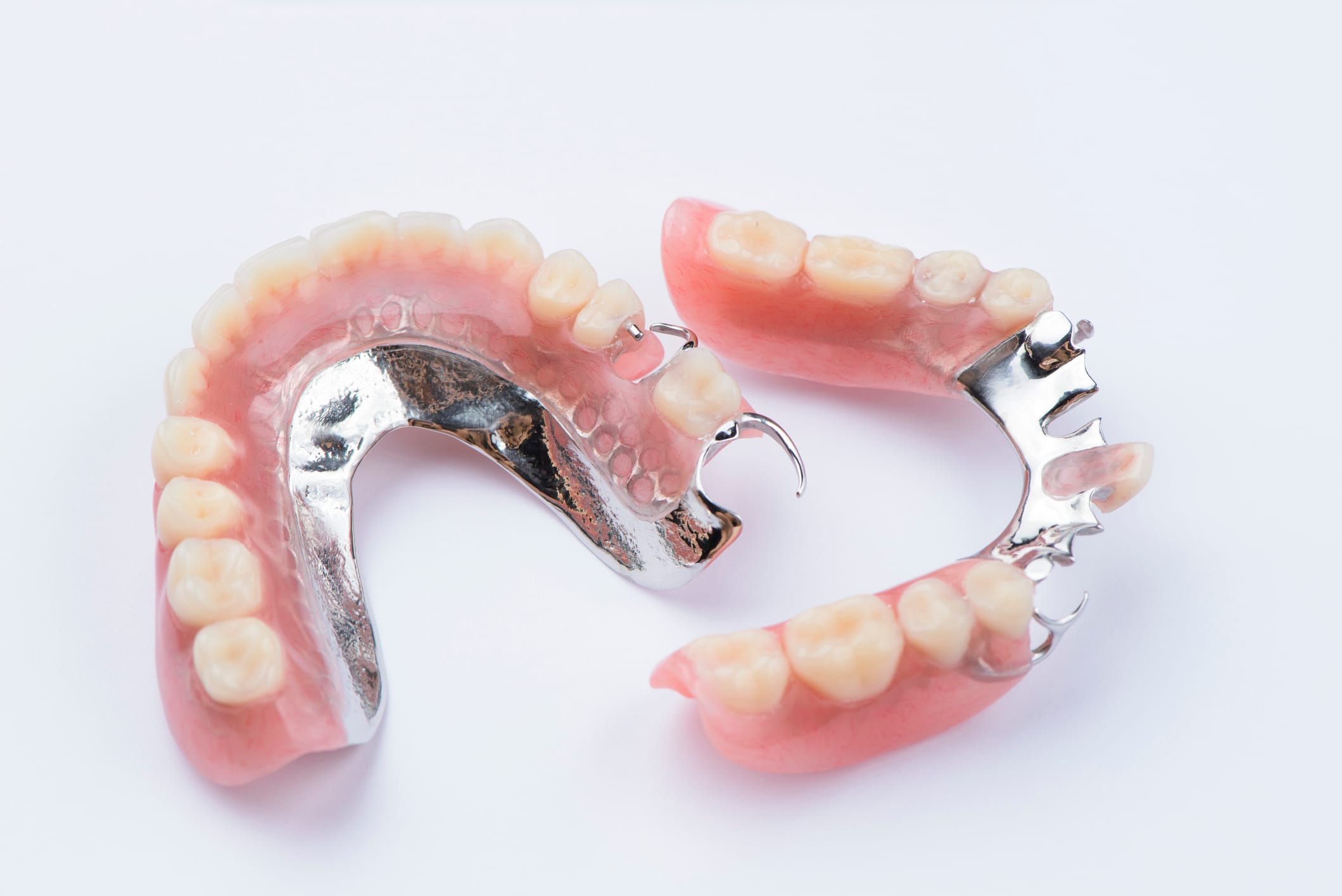 A complete guide to dentures: Costs, types, and care