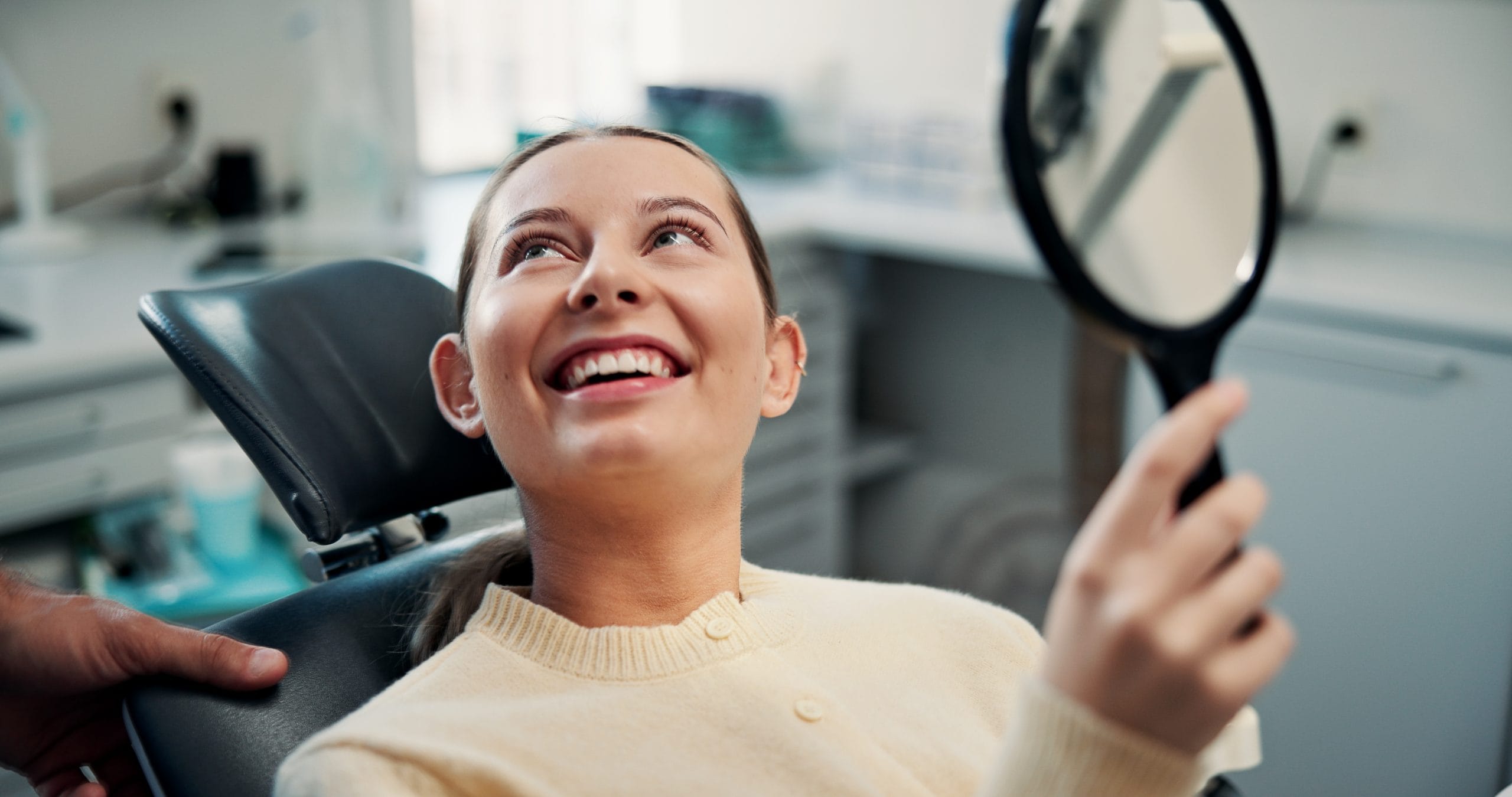 Invisible Dentures: The Natural-Looking Way to Restore Your Smile