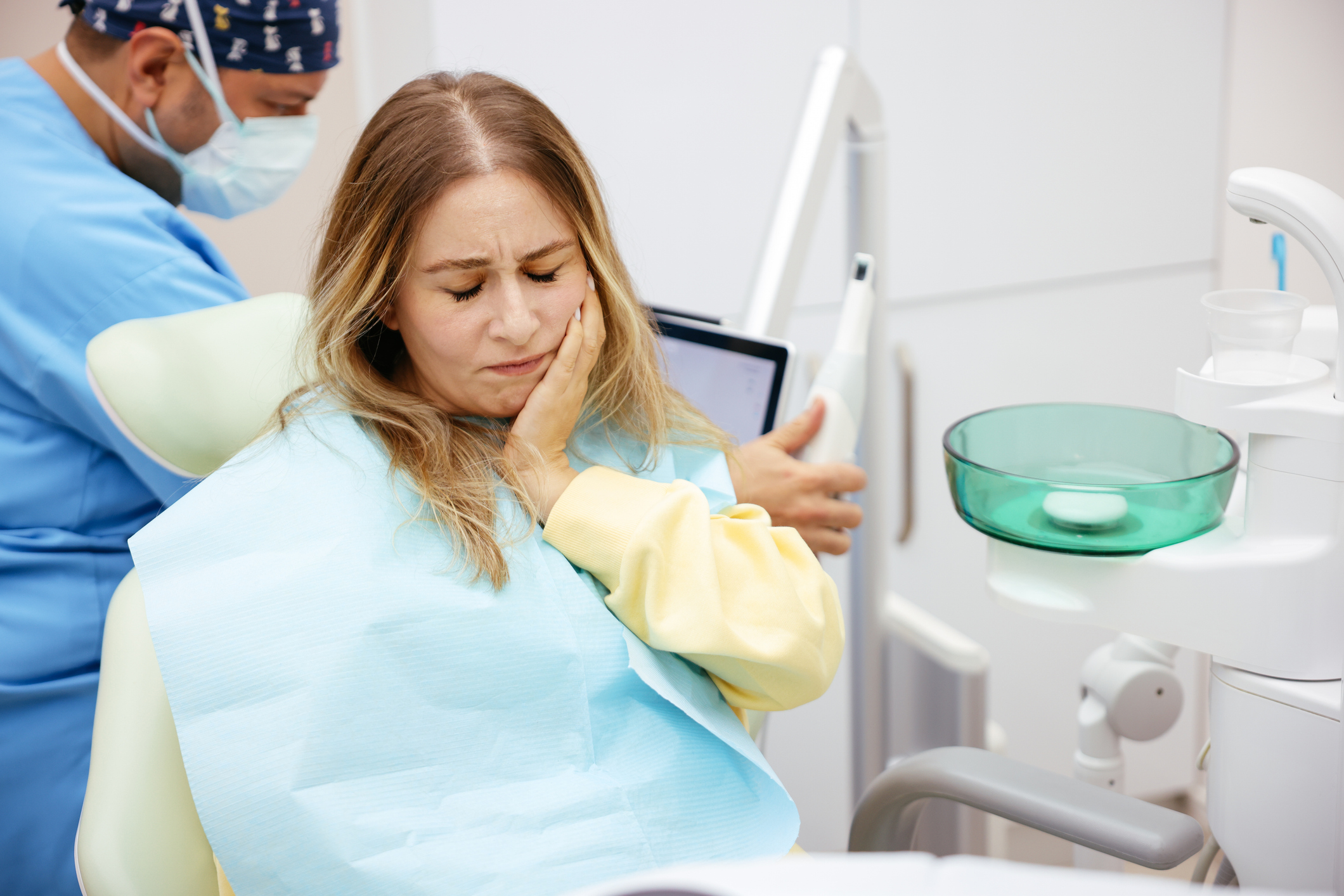Emergency tooth extraction in London: Your guide to quick relief